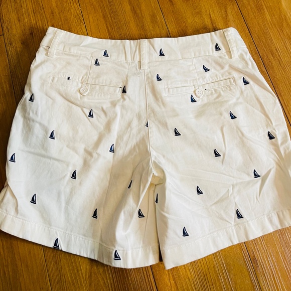 British khaki sail boat shorts - Picture 2 of 2